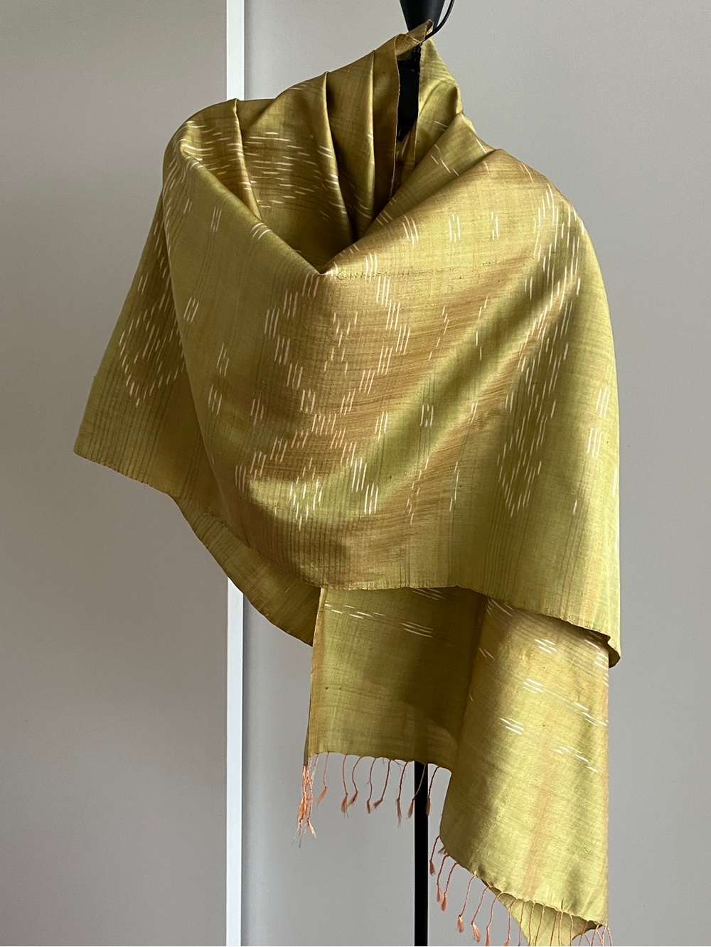 Fabindia Style Ikat HandWoven Silk Wrap Scarf Lime 🍋‍🟩 Green Mustard 76" x 28.5"